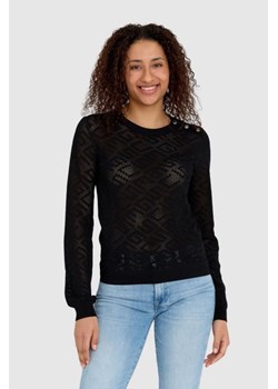GUESS Czarny sweterek dzianinowy w monogram guess, Wybierz rozmiar S ze sklepu outfit.pl w kategorii Swetry damskie - zdjęcie 165008278