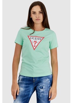 GUESS Zielony t-shirt damski z trójkątnym logo, Wybierz rozmiar S ze sklepu outfit.pl w kategorii Bluzki damskie - zdjęcie 165009128