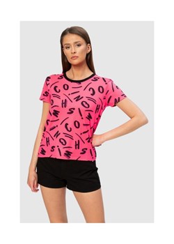 MOSCHINO Różowy t-shirt w czarne litery, Wybierz rozmiar M ze sklepu outfit.pl w kategorii Bluzki damskie - zdjęcie 165009329