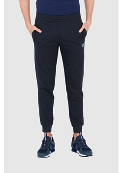 EA7 Granatowe męskie spodnie dresowe, Wybierz rozmiar XXL ze sklepu outfit.pl w kategorii Spodnie męskie - zdjęcie 165009446