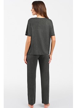 Piżama damska z krótkim rękawem i długą nogawką Akord, Kolor ciemny szary, Rozmiar S, Italian Fashion - id: 179053 - marki Italian Fashion - 165041797 Piżama damska z krótkim rękawem i długą nogawką Akord, Kolor ciemny szary, Rozmiar S, Italian Fashion ze sklepu Intymna w kategorii Piżamy damskie - zdjęcie 165041797
