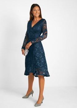 Sukienka koronkowa z efektem założenia kopertowego ze sklepu bonprix w kategorii Sukienki - zdjęcie 165055637