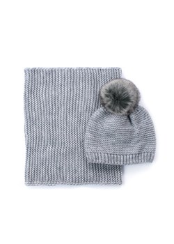 Polski komplet Hello winter ze sklepu JK-Collection w kategorii Komplety czapka i szalik damskie - zdjęcie 165119599