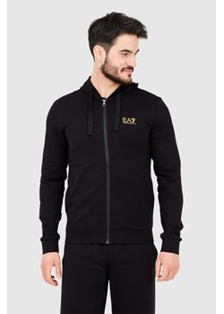 EA7 Czarna bluza z kapturem i złotym logo, Wybierz rozmiar M ze sklepu outfit.pl w kategorii Bluzy męskie - zdjęcie 165152177