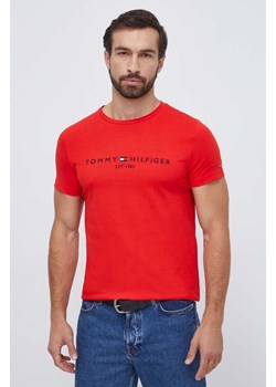 Tommy Hilfiger t-shirt bawełniany kolor czerwony z aplikacją MW0MW11797 ze sklepu ANSWEAR.com w kategorii T-shirty męskie - zdjęcie 165165288
