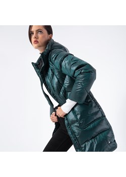 Damski płaszcz puchowy z nylonu z kapturem zielony ze sklepu WITTCHEN w kategorii Płaszcze damskie - zdjęcie 165231607