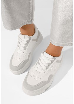 Białe sneakersy damskie Mariema ze sklepu Zapatos w kategorii Buty sportowe damskie - zdjęcie 165297588