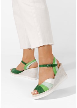 Zielone sandały na koturnie skórzane Irvina ze sklepu Zapatos w kategorii Sandały damskie - zdjęcie 165299509