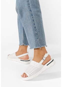 Białe sandały damskie Cardia ze sklepu Zapatos w kategorii Sandały damskie - zdjęcie 165299767