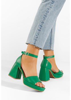 Zielone sandały na słupku Alexaria ze sklepu Zapatos w kategorii Sandały damskie - zdjęcie 165299826