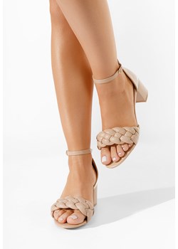 Beżowe sandały na słupku Casandra ze sklepu Zapatos w kategorii Sandały damskie - zdjęcie 165300627