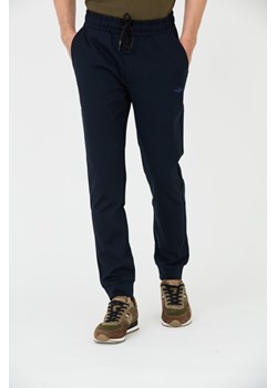 AERONAUTICA MILITARE Granatowe spodnie dresowe, Wybierz rozmiar S ze sklepu outfit.pl w kategorii Spodnie męskie - zdjęcie 165311269