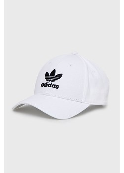 adidas Originals czapka z daszkiem bawełniana kolor biały z aplikacją FJ2545 ze sklepu PRM w kategorii Czapki z daszkiem damskie - zdjęcie 165317086