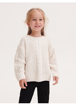 Reserved - Sweter z grubym splotem - złamana biel ze sklepu Reserved w kategorii Swetry dziewczęce - zdjęcie 165341227