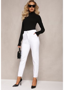 Białe Jeansy High Waist o Fasonie Mom Fit Petitlla ze sklepu Renee odzież w kategorii Jeansy damskie - zdjęcie 165378358