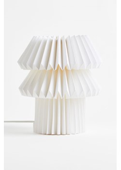 H & M - Lampa stołowa z plisowanym kloszem - Biały ze sklepu H&M w kategorii Lampiony i lampki - zdjęcie 165395118