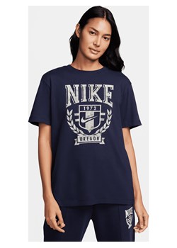 T-shirt damski Nike Sportswear - Niebieski ze sklepu Nike poland w kategorii Bluzki damskie - zdjęcie 165398607