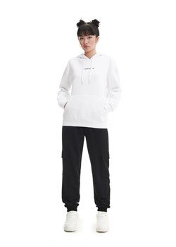 Cropp - Biała bluza z kapturem - biały ze sklepu Cropp w kategorii Bluzy damskie - zdjęcie 165416999