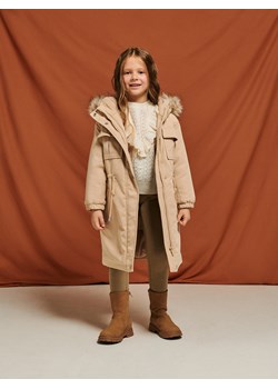 Reserved - Ocieplany płaszcz z kapturem - beżowy ze sklepu Reserved w kategorii Płaszcze dziewczęce - zdjęcie 165572187