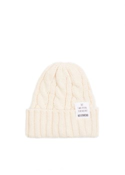 Cropp - Kremowa czapka w warkocze - kremowy ze sklepu Cropp w kategorii Czapki zimowe damskie - zdjęcie 165574585