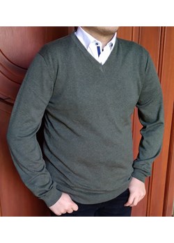 Sweter męski " w serek" ciemno-zielony ze sklepu ATELIER-ONLINE w kategorii Swetry męskie - zdjęcie 165620928