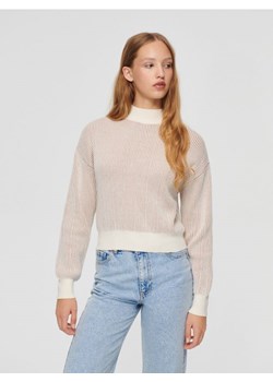 Luźny sweter w prążki beżowy ze sklepu House w kategorii Swetry damskie - zdjęcie 165649079