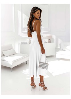 Sukienka midi na ramiączkach AGNES - biała ze sklepu magmac.pl w kategorii Sukienki - zdjęcie 165655119