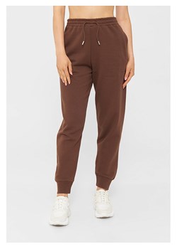 Bench Spodnie dresowe &quot;Diya&quot; w kolorze brązowym ze sklepu Limango Polska w kategorii Spodnie damskie - zdjęcie 165672396