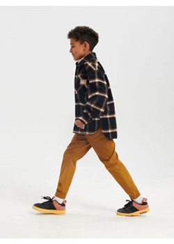 Sinsay - Spodnie jogger - brązowy ze sklepu Sinsay w kategorii Spodnie chłopięce - zdjęcie 165674117