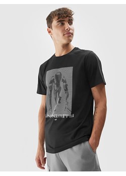 4F Koszulka w kolorze czarnym ze sklepu Limango Polska w kategorii T-shirty męskie - zdjęcie 165685249