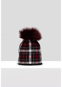 Czarno czerwona czapka w kratkę ze sklepu Molton w kategorii Czapki zimowe damskie - zdjęcie 165687119