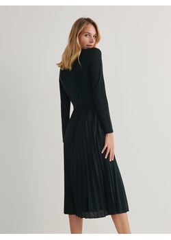Reserved - Sukienka midi z plisowaniem - ciemny turkus ze sklepu Reserved w kategorii Sukienki - zdjęcie 165718967
