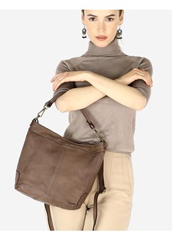 Torebka miejska przez ramię ze skóry naturalnej - MARCO MAZZINI brąz ze sklepu Verostilo w kategorii Torby Shopper bag - zdjęcie 165745367