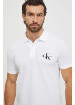 Calvin Klein Jeans polo męski kolor biały z nadrukiem ze sklepu ANSWEAR.com w kategorii T-shirty męskie - zdjęcie 165755859