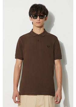 Fred Perry polo bawełniane kolor brązowy gładki M6000.Q21 ze sklepu PRM w kategorii T-shirty męskie - zdjęcie 165762239
