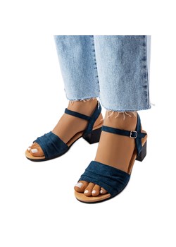 Granatowe sandały na niskim słupku Broom niebieskie ze sklepu ButyModne.pl w kategorii Sandały damskie - zdjęcie 165762919