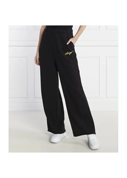 HUGO Spodnie dresowe Nasuede_2 | Oversize fit ze sklepu Gomez Fashion Store w kategorii Spodnie damskie - zdjęcie 165866218
