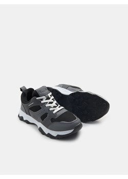 Sinsay - Sneakersy - szary ze sklepu Sinsay w kategorii Buty sportowe męskie - zdjęcie 165870236