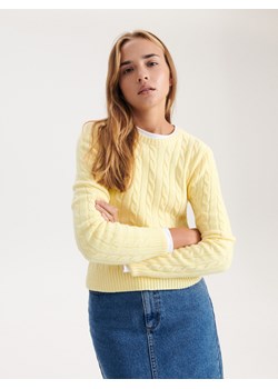 Reserved - Sweter o warkoczowym splocie - jasnożółty ze sklepu Reserved w kategorii Swetry damskie - zdjęcie 165875505
