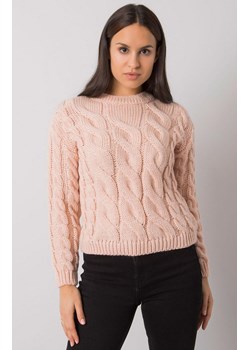Sweter damski w warkocze jasnoróżowy TO-SW-2535.27X, Kolor jasny róż, Rozmiar one size, Rue Paris ze sklepu Primodo w kategorii Swetry damskie - zdjęcie 165882198
