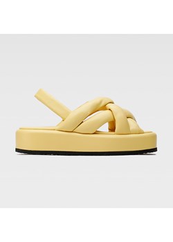 Badura Skórzane sandały w kolorze żółtym ze sklepu Limango Polska w kategorii Sandały damskie - zdjęcie 165887856