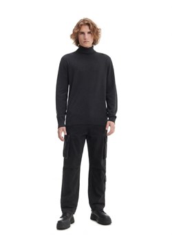 Cropp - Ciemnoszary sweter z golfem - szary ze sklepu Cropp w kategorii Swetry męskie - zdjęcie 165893098