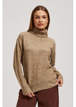 Sweter z golfem beżowy ze sklepu Moodo.pl w kategorii Swetry damskie - zdjęcie 165893406