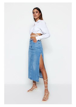 trendyol Spódnica dżinsowa w kolorze niebieskim ze sklepu Limango Polska w kategorii Spódnice - zdjęcie 165990819