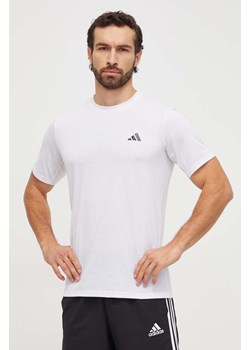 adidas Performance t-shirt treningowy TR-ES kolor biały gładki IC7423 ze sklepu ANSWEAR.com w kategorii T-shirty męskie - zdjęcie 166005968