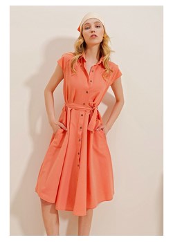 Trend Alacati Sukienka w kolorze pomarańczowym ze sklepu Limango Polska w kategorii Sukienki - zdjęcie 166022275