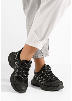 Czarne sneakersy damskie Ternava ze sklepu Zapatos w kategorii Buty sportowe damskie - zdjęcie 166024576