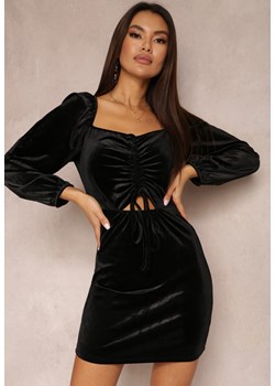 Czarna Sukienka Welurowa z Kwadratowym Dekoltem i Ściągaczem Rimo ze sklepu Renee odzież w kategorii Sukienki - zdjęcie 166041349