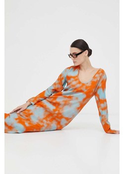 Samsoe Samsoe sukienka kolor pomarańczowy maxi prosta ze sklepu PRM w kategorii Sukienki - zdjęcie 166042637