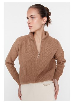 trendyol Sweter w kolorze jasnobrązowym ze sklepu Limango Polska w kategorii Swetry damskie - zdjęcie 166053648